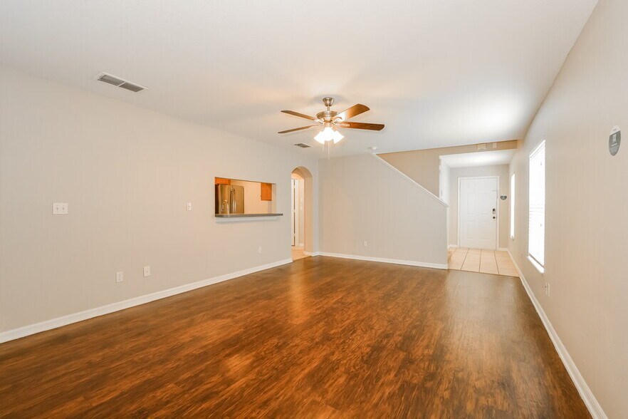Building Photo - 13323 Briar Forest Ct