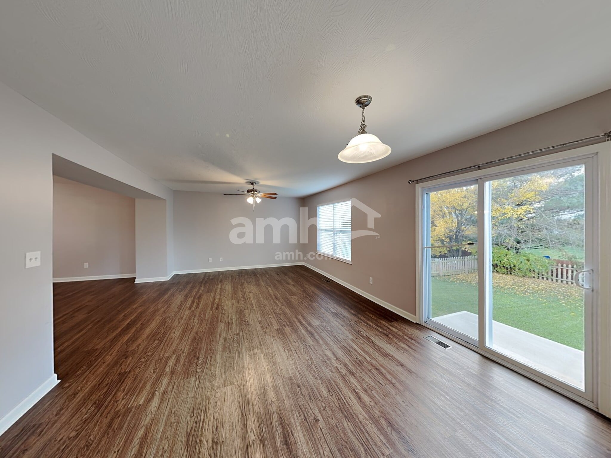 Building Photo - 5499 Lehman Meadows Dr