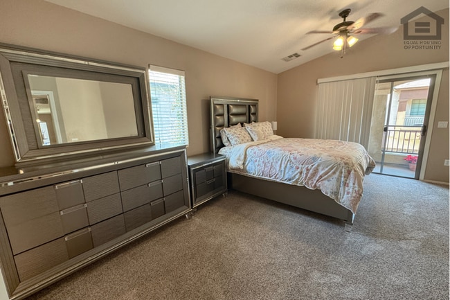 Building Photo - 2Bed/2Bath Furnished Condo in North Chandler! Ready for Immediate Move-In!