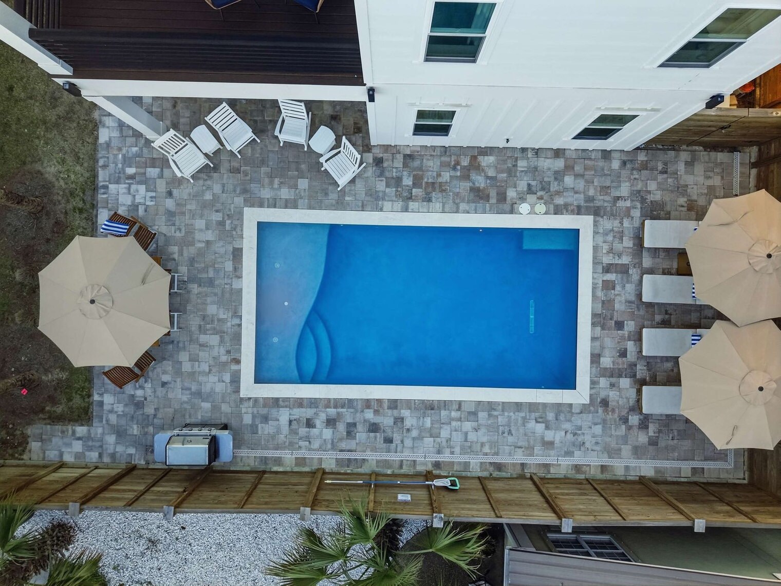 Building Photo - 14300 Millcole Ave