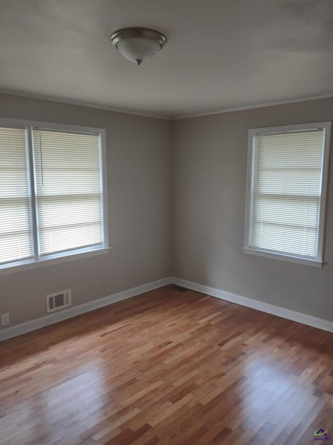 Building Photo - 6422 Gibson Rd