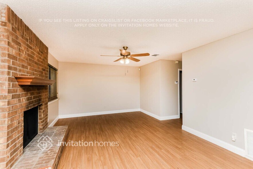 Building Photo - 1614 Stoneway Dr