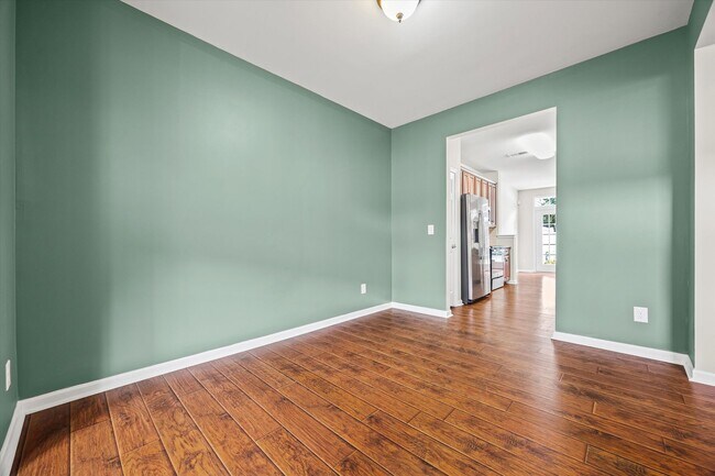 Building Photo - 9736 Springholm Dr