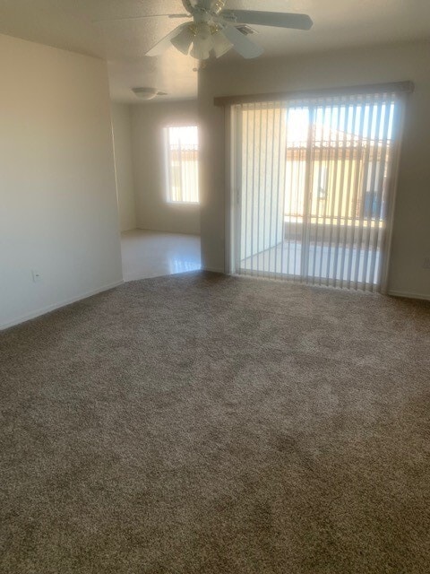 Building Photo - 3424 Sunriver Rd