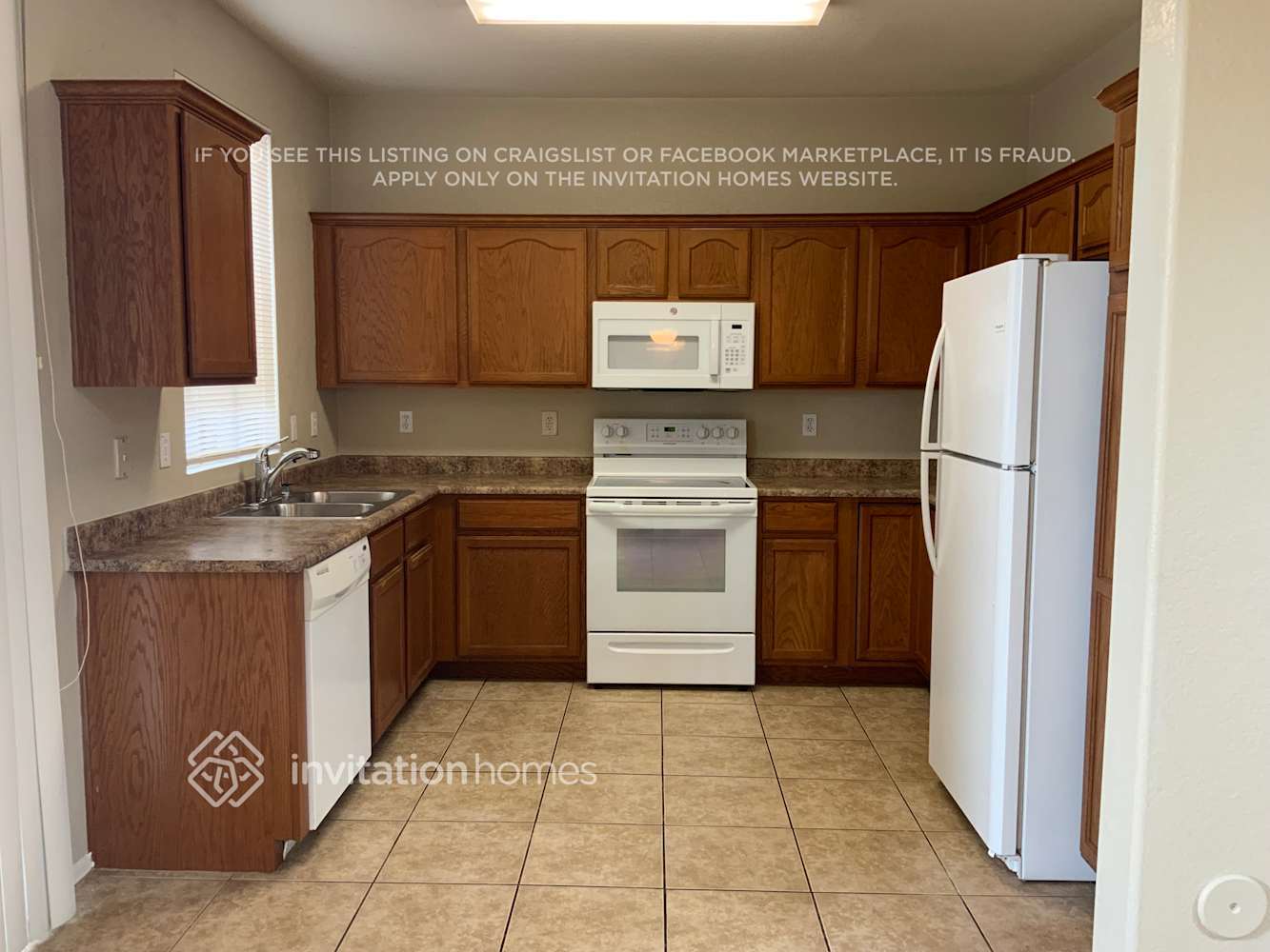 Building Photo - 40092 Calabria St