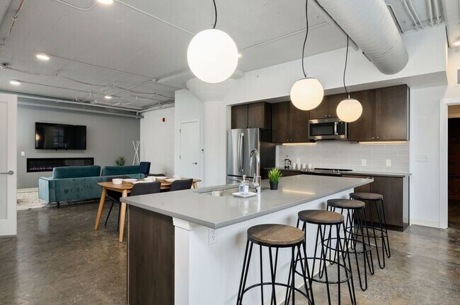 Building Photo - 3829 Main St