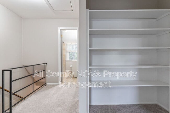 Building Photo - 50 Old Enterprise Rd