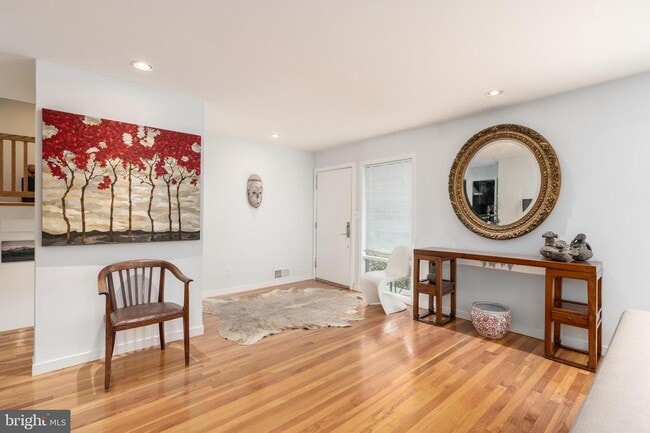 Building Photo - 3122 Brooklawn Terrace