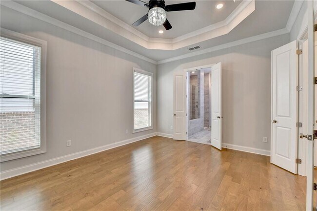 Building Photo - 4536 Molder Dr