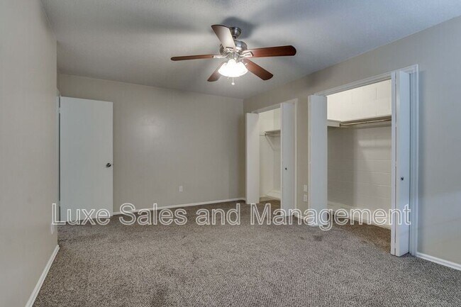 Building Photo - 2518 NW 62nd St