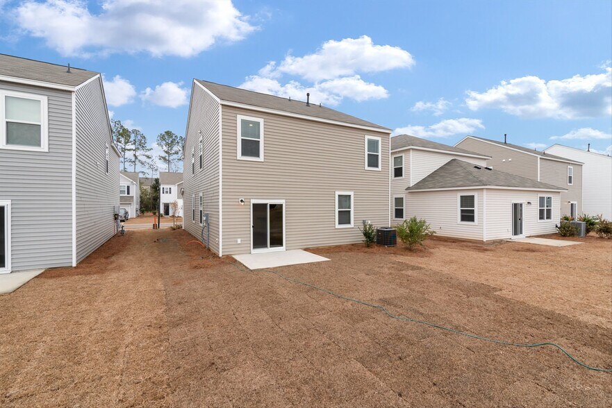 Building Photo - 240 Sweet Cherry Ln