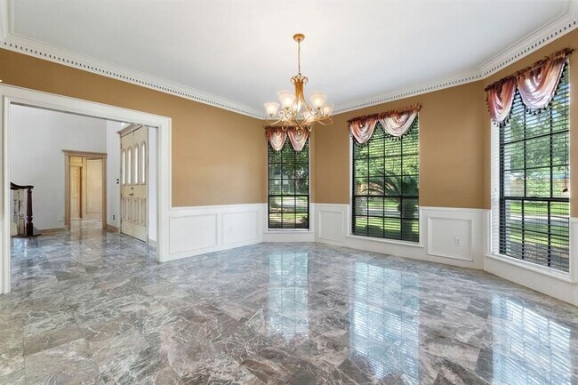 Building Photo - 6803 Walton Heath Dr
