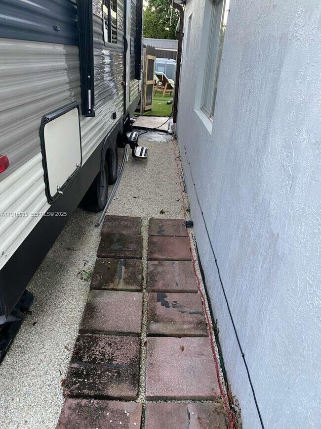 Building Photo - 25236 SW 133rd Ave