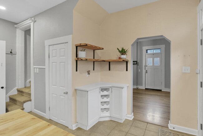 Building Photo - 101 E Moler St