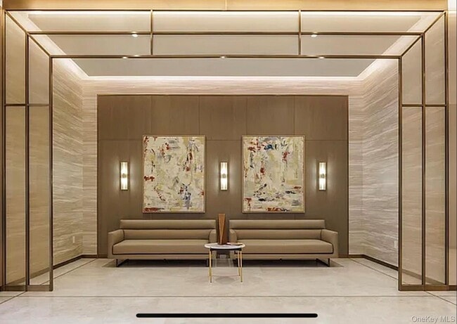 Building Photo - 3 Ct Square W