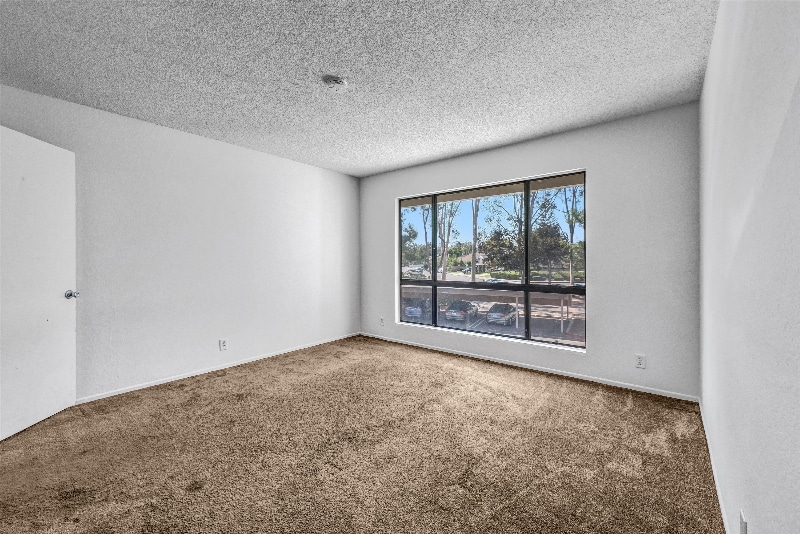 Building Photo - 25885 Trabuco Rd