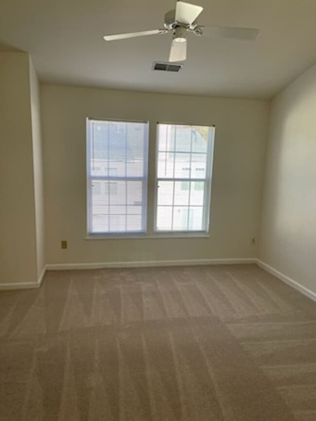 Building Photo - 4136 Hummel Way