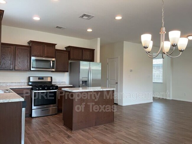 Building Photo - 417 Cinnamon Teal Ln