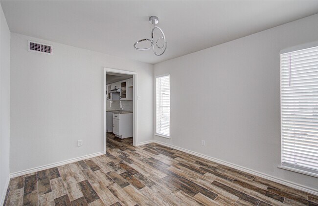 Building Photo - 5507 Braesvalley Dr