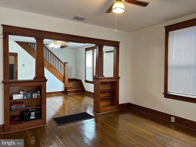 Building Photo - 239 N Stratton St