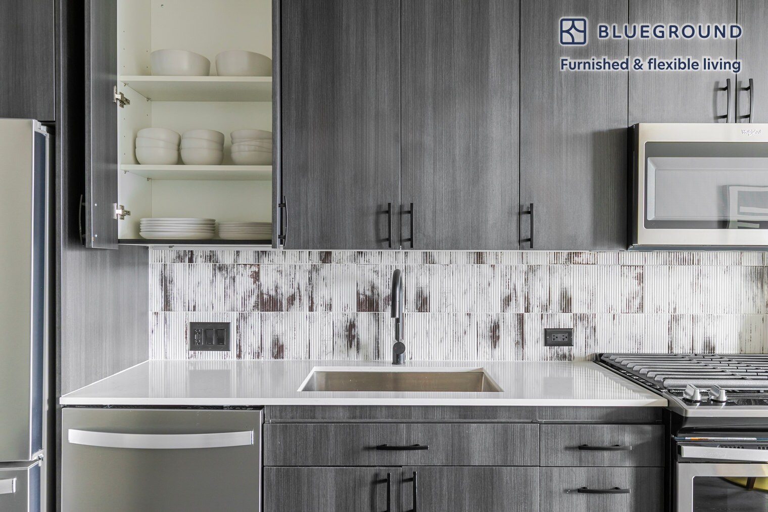 Building Photo - 180 N Ada St