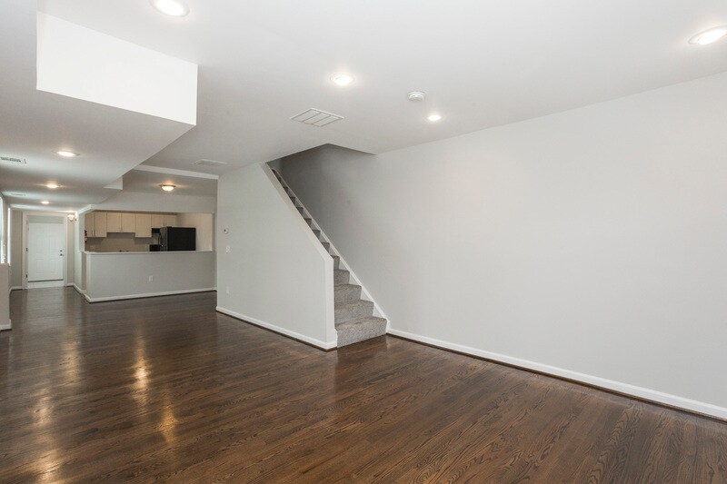 Building Photo - 1722 Sexton St