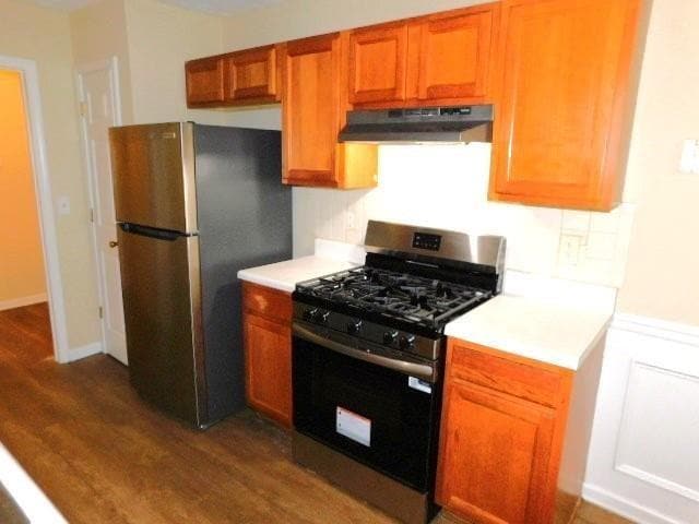 Building Photo - 2088 Manhattan Pkwy