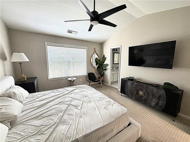 Building Photo - 3779 Chattahoochee Summit Dr SE