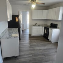 Building Photo - 121 Mercer St