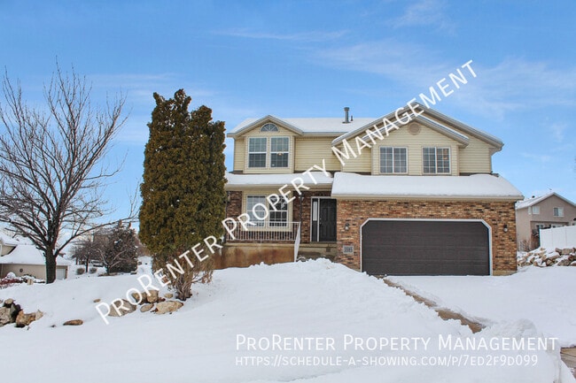 Primary Photo - 3585 N 275 E