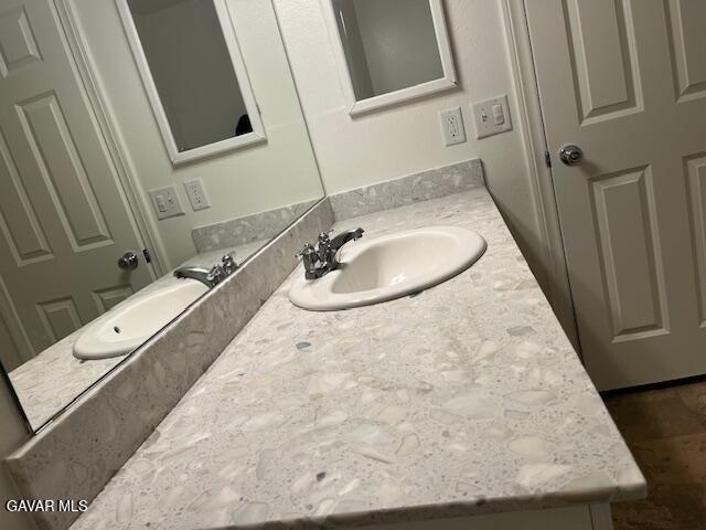Building Photo - 37518 Henna Ln