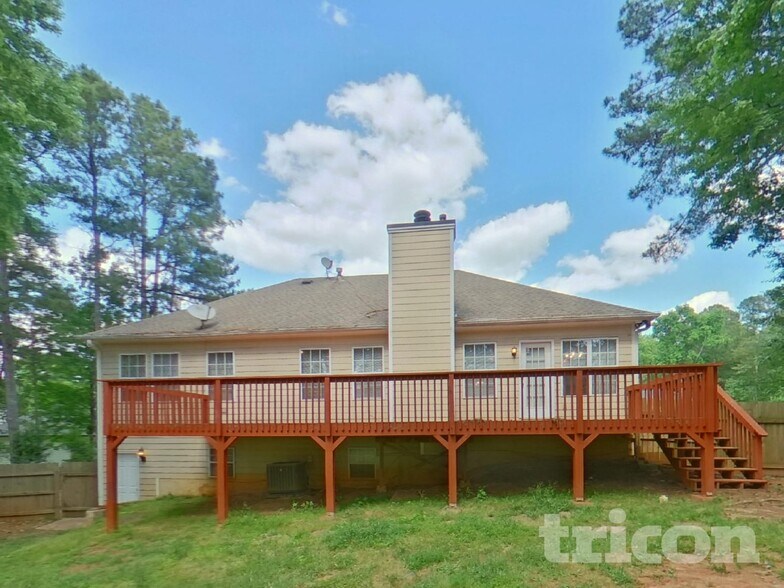 Building Photo - 3385 Newberry Ln