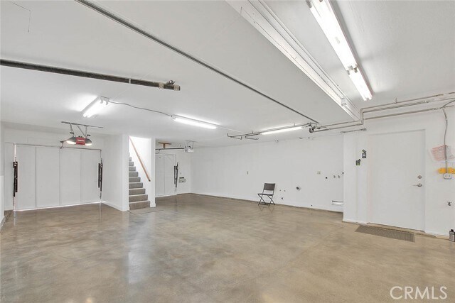 Building Photo - 310 Bayview Dr