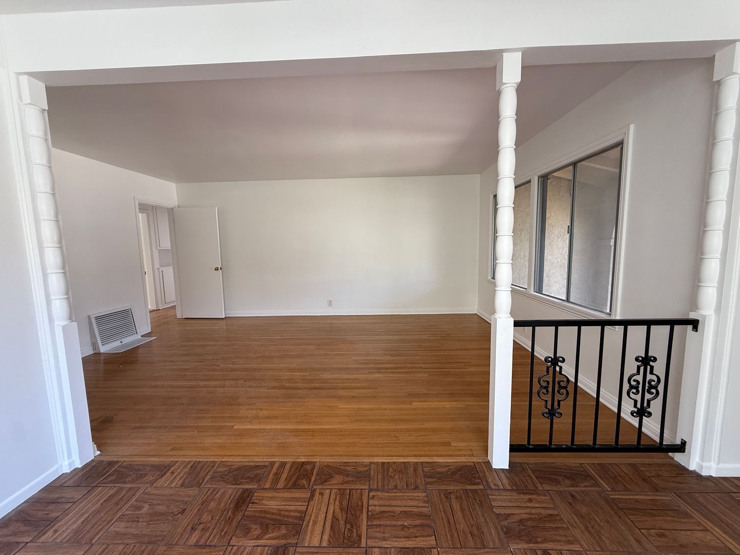 Building Photo - Stever Court-3 bed 2 bath in Culver City c...