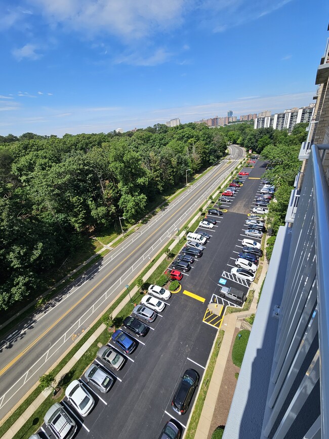 Balcony view to the West - 2500 N Van Dorn St