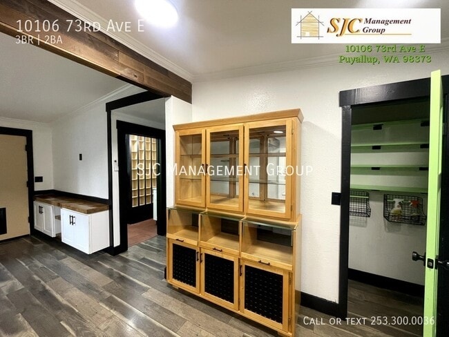 Building Photo - 10106 73rd Ave E