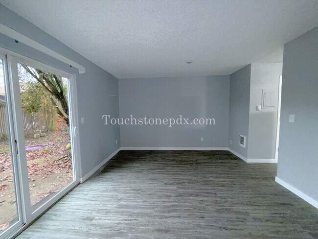 Building Photo - $500 OFF OF SECOND MONTH OF RENT! Updated Spacious 2-bedroom Apartment
