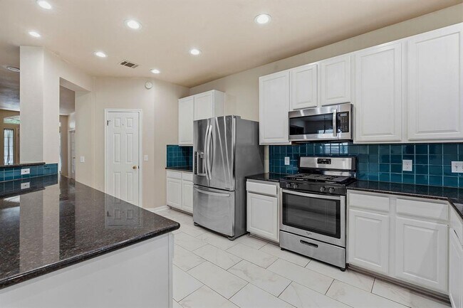 Building Photo - 4036 Barlow Dr