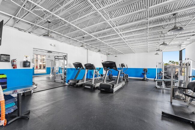 Building Photo - 1600 S Ocean Dr