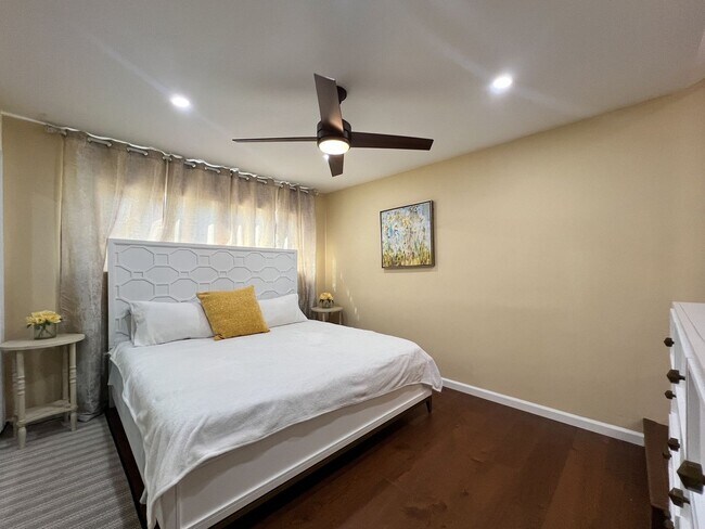 Building Photo - Beautifully Updated, Fully Furnished Napa Home Near Downtown