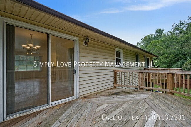 Building Photo - 2411 Old Gate Ct