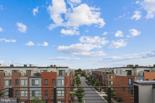 Building Photo - 8060 Red Hook St