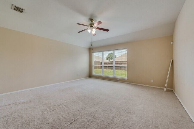 Building Photo - 105 Shadybrook Dr