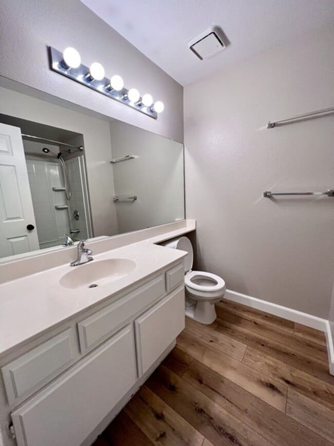 Building Photo - Coming Soon! 3 Bedroom SINGLE STORY home located in Murrieta for LEASE!