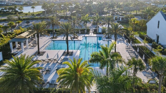 Building Photo - 5579 Liberty Ln