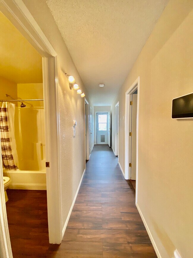 Building Photo - 14214 Lasso Rock Dr