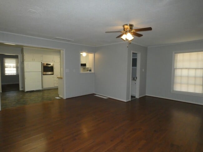 Building Photo - 4801 NW 61st St