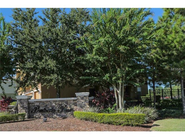 Building Photo - MOVE IN SPECIAL-3/2.5 Spacious Townhouse w/ 2 Car Garage in St. Cloud