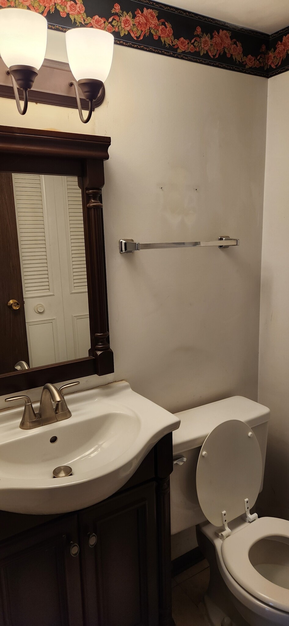 Building Photo - 322 Russet Way