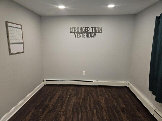 Building Photo - 414 Delaware Ave